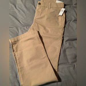 Old Navy Mid Rise Boot-Cut Khakis Pants Size 6